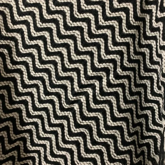 NWT Missoni new in bag zig zag black white poncho mohair acrylic one size - Picture 2 of 9